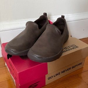 Sketchers Go Walk Joy Walking Shoe NWT